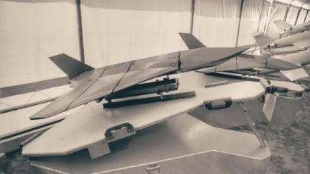 Tantangan Terbaru Iran untuk AS; Drone Siluman Bersayap Jet