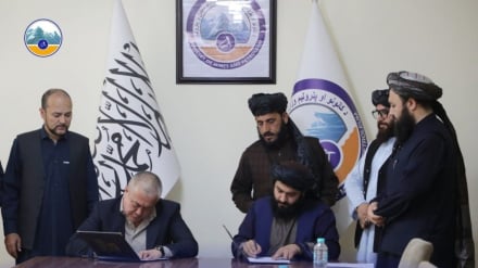 افغانستان و ازبکستان ۲۲ تفاهم‌نامه تجاری امضا کردند