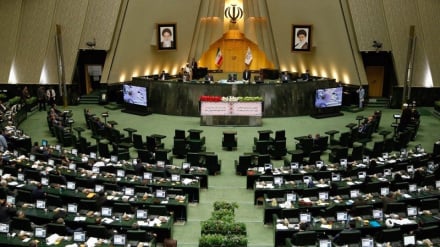 Bunge la Iran lawasilisha muswada wa kusimamia Lango Bahari la Hormuz