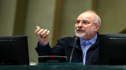 قالیباف: تردد بدون هزینه از تنگه محدود به ۶۰ روز است/ ایران از حقوق خود کوتاه نمی‌آید