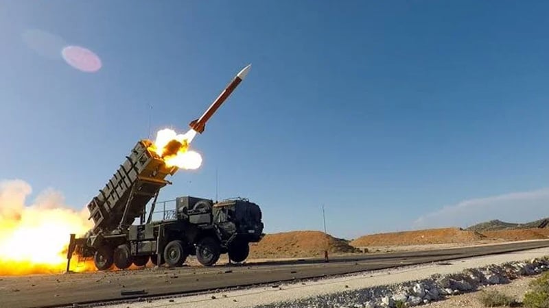 CBS reports new details on U.S. depletion of long-range missiles during the war
