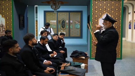 آموزش آیین سنتی نقاره زنی در حرم مطهر رضوی