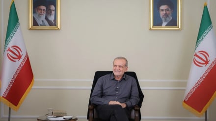 پزشکیان: د ایران خلک د دښمنانو د توطیو پر وړاندې یو موټی او همغږي دي