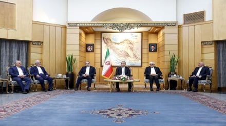 پزشکیان: ثبات منطقه در همگرایی است، نه جنگ؛ متجاوزان پاسخ قاطع خواهند گرفت