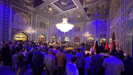 مهمانان کنفرانس وحدت اسلامی به زیارت مزار رهبر شهید انقلاب رفتند