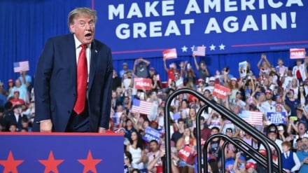Trump: Selat Hormuz adalah Wilayah AS, Saya Akan Dimakzulkan jika Kalah
