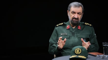  سرلشکر رضایی خطاب به آمریکا: اجازه ایجاد مسیر دوم را در تنگه هرمز نمی‌دهیم