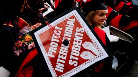 Trump Perketat Aturan Magang Mahasiswa Asing, Kampus Terancam Kehilangan Izin
