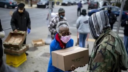 Expansión de la pobreza en EEUU; desde la venta de plasma sanguíneo hasta el corte de ayudas alimentarias para niños