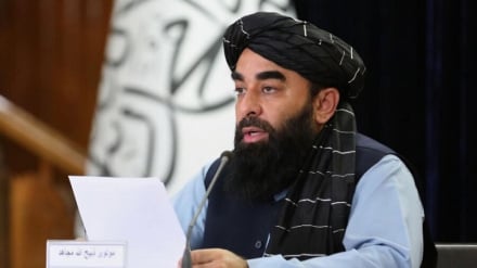 مجاهد: حکومت طالبان با چالش‌های جدی در اقتصاد و آموزش روبه روست