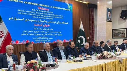  په اسلام‌اباد کې د ایران سفارت د پاکستان د کابینې د شپږو وزیرانو کوربه وو