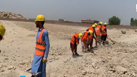 آغاز ۱۱ پروژه‌ انکشافی در جلال‌آباد با حمایت سازمان ملل؛ اشتغال‌زایی برای ۱۳۰۰ تن