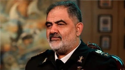 מפקד חיל הים של איראן: נגן על איראן באותה רוח של החללים