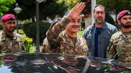 Asım Münir Tahran’da