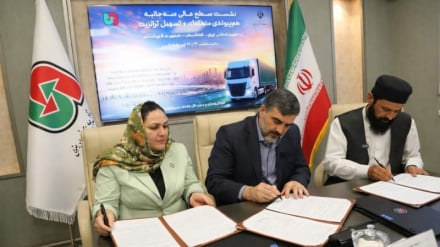 امضای توافقنامه ایجاد یک مسیر حمل و نقل جاده ای بین ایران، افغانستان و تاجیکستان به نفع تمام منطقه است