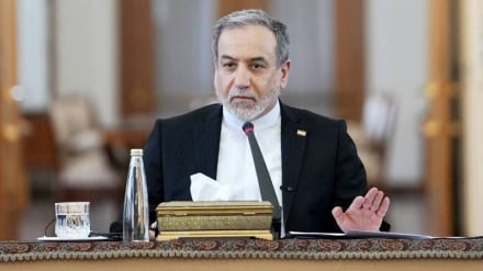 هشدار عراقچی به آمریکا: در قبال هرمز دچار اشتباه محاسباتی بزرگ‌تری شده‌اید