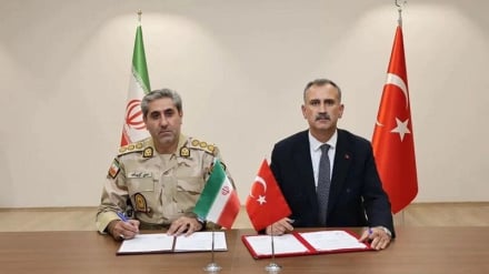 イランとトルコ、共通国境の安全保障について協議