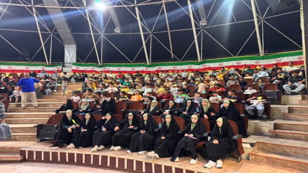 جشن «همدلی ۲۱»؛ اهدای هزار بسته تحصیلی به کودکان افغانستانی در مشهد