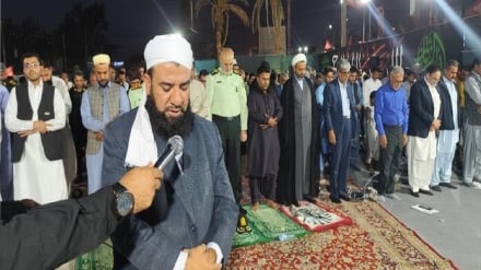 زاهدان کې د شیعه او سني عالمانو په ګډون د یووالي لمونځ ادا شو