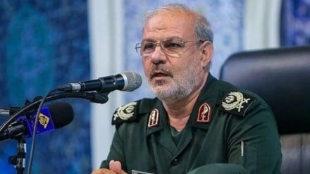 Сухангӯи сипоҳ: Бозгушоии тангаи Ҳурмуз манӯт ба пазириши шурӯти Эрон аст