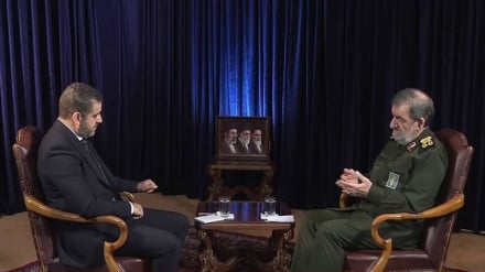 سرلشکر رضایی: آماده دفاع قدرتمندانه از ایران هستیم/ترامپ جنگ احمقانه را با ایران آغاز کرد