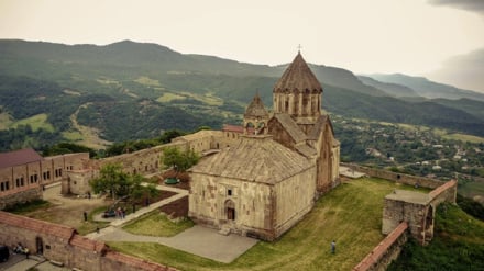 «Հաջիևը մանիպուլյացիա է անում». Արցախի նախկին նախարարը պնդում է՝ ձեռագրերը 44-օրյայի ժամանակ են տեղափոխվել
