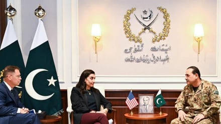 دیدار کمیسیون آمریکایی جنگ افغانستان با فرمانده ارتش پاکستان 
