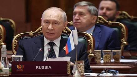 Putin: Uluslararası ilişkiler sistemi bütünüyle çöküyor