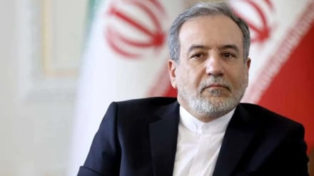 イラン外相；「地域の安全保障は、地域諸国自身によって確保されるべき」