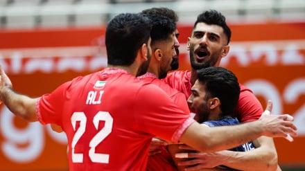 تداوم صدرنشینی تیم ملی والیبال ایران با شکست تایلند در ناگویا