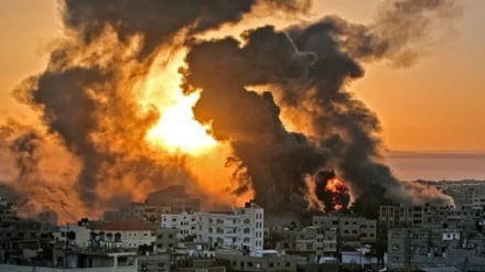Luft- und Artillerieangriffe des zionistischen Regimes auf den Gazastreifen