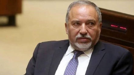 لیبرمن: نتانیاهو اسرائیل د اقتصادي نسکوریدا او د نړیوالې څنګ ته کیدا پر لور بیولی دی