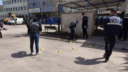 Türkiye’de Bir Okulun Önünde Silahlı Saldırı: 11 Öğrenci Yaralandı