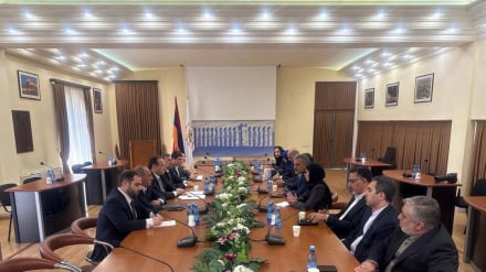Թեհրանի քաղաքապետարանի պատվիրակության հանդիպումը Երևանի քաղաքապետի տեղակալի հետ