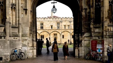 Kejatuhan Bersejarah Oxford dan Cambridge dalam Peringkat Universitas Inggris