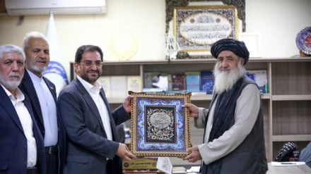رپورټ/ د ایران يو پلاوي په کابل او هرات کې له چارواکو سره د زیربناوو او سوداګرۍ په اړه خبرې کړي