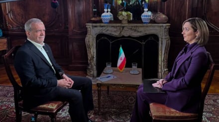 Փեզեշքիանը հեղափոխության առաջնորդի հետ յոթժամյա հանդիպման մասին. Նա կատարյալ առողջ վիճակում էր