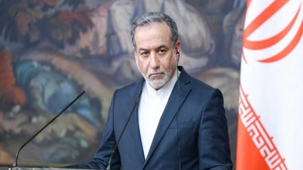د ایران د شرطونو د منلو په بڼه کې د هرمز اوبلارې د بیرته پرانیستلو د اوه ورځې پلان په هکله د عراقچي توضیحات