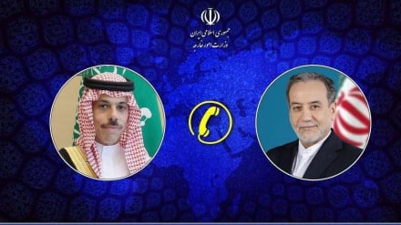 İron və Ərəbistoni xarıci koon vəziron telefoniyə votımon