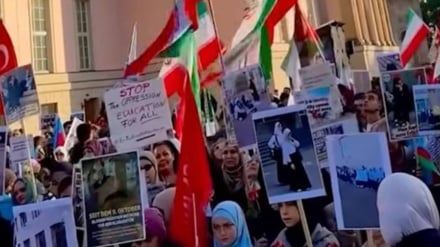 Azerbaycan Cumhuriyeti’nde başörtüsü yasağına yönelik protestolar ülke dışına taştı