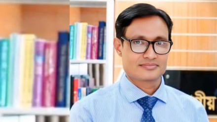 প্রধানমন্ত্রীর সঙ্গে ‘রাষ্ট্রাচার ভঙ্গের’ অভিযোগ, প্রত্যাহার রাজশাহীর বিভাগীয় কমিশনার