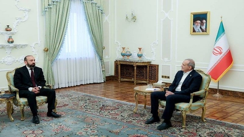 پزشکیان: له خبرو د ادعا تر څنګ هممهاله برید او بندیزونه فریبکاري ده
