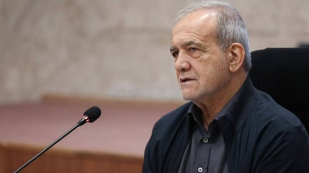 پزشکیان: جنگ اقتصادی دشمن را با کمک مردم ایران به شکست می‌کشانیم