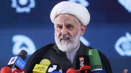 حجت‌الاسلام طائب: جنگ تحمیلی سوم زمینه فروپاشی آمریکا را فراهم کرده است