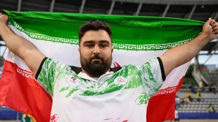   د ایران استازي د سرو زرو مډال وګاټه؛ د چینایي لوبغاړي ریکارډ یې مات کړ