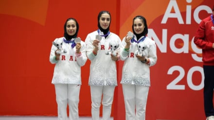 Pezeshkian: Gratë iraniane kanë aftësinë të qëndrojnë në majat e botës