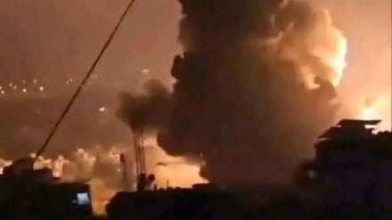سعودي عربستان له خوا د یمن پر پلازمېنه بمبارۍ