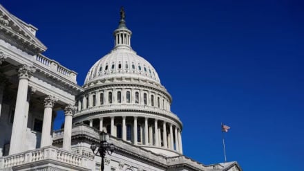 Demokrat Desak Hentikan Pendanaan Perang Iran: 
