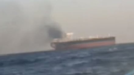 В Оманском море загорелся еще один танкер, допустивший ошибку + видео