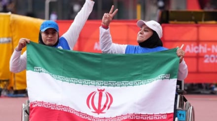 Emas dan Perak Tolak Peluru Putri untuk Iran